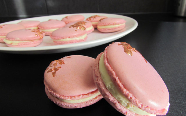 Brochette citronnelle-poulet aux deux citrons et risotto noir au bouillon Ariaké