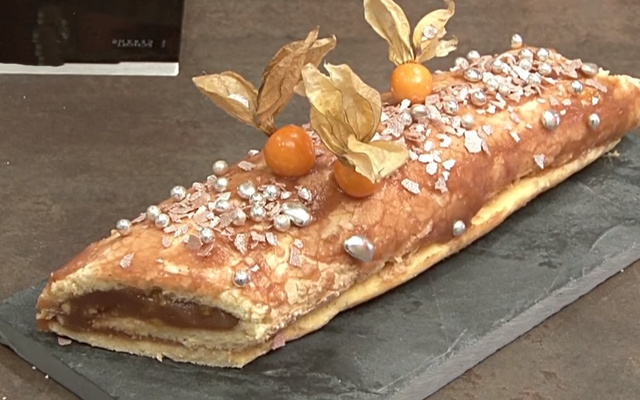 Bûche à la crème de marron et écorces confites