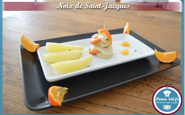 Noix de Saint-Jacques, ail et ciboulette, marinées au jus de clémentine