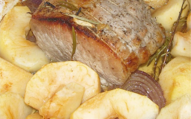 Rôti de porc aux pommes