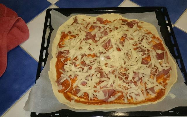 Pizza royale au Barbecue