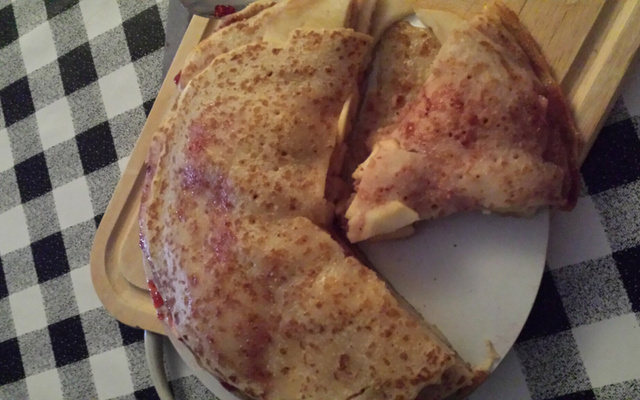 Gâteau de crêpes aux pommes