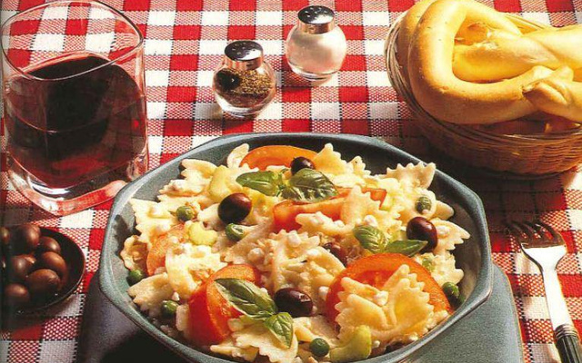 Salade de pâtes au cottage cheese