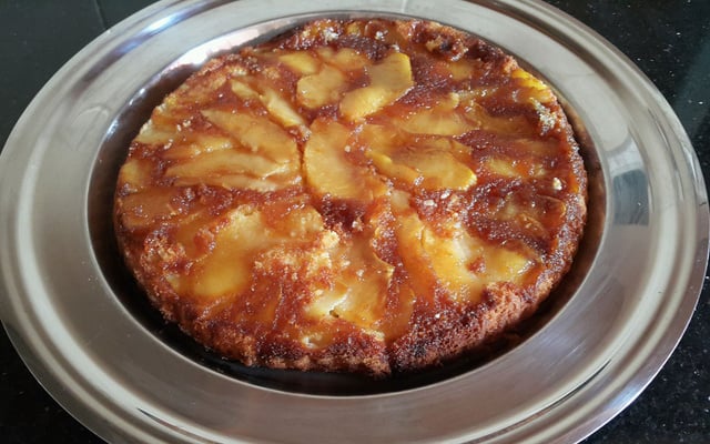 Gâteau renversé aux pommes caramélisées