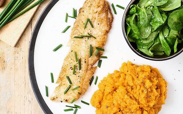 Filets de merlan, purée de patates douces