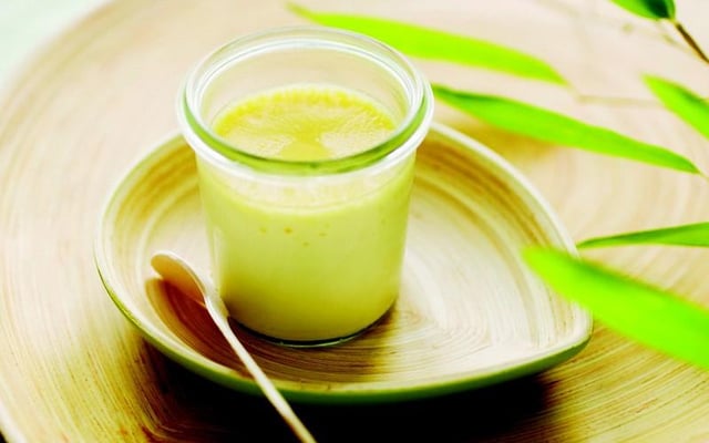 Bambou : petits flans à la citronnelle