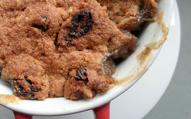 Crumble vanillé poire-châtaigne-muesli