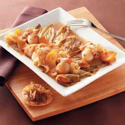 Noix de Saint Jacques sautées au cidre et aux endives