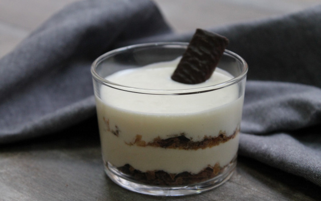 Tiramisù croustillant aux crêpes dentelles au chocolat noir