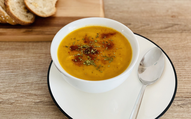 Potage carotte, courge musquée et lentilles corail