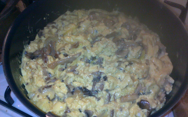 Omelette et champignon en fête