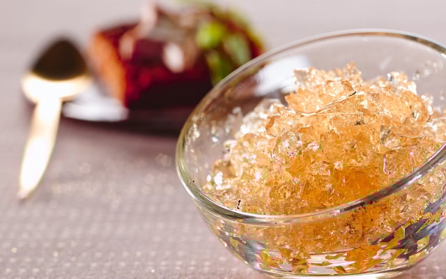 Terrine de confit de canard au foie gras et à la gelée au Sauternes