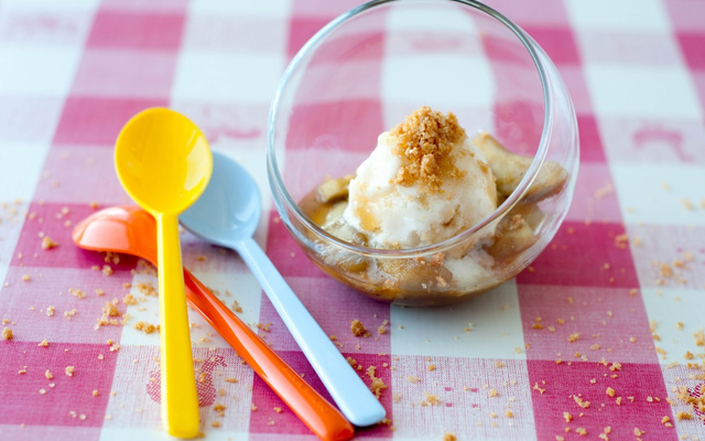 Pommes poêlées et sorbet façon crumble