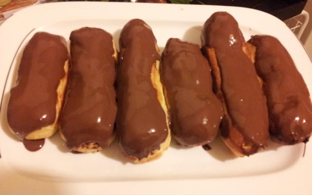 Eclairs au chocolat classiques