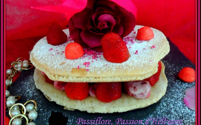 Macaron géant à la mousseline à la fraise