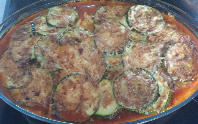 Gratin de courgettes au riz et à la farce