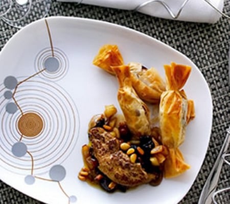 Foie gras poêlé et bonbons aux fruits secs