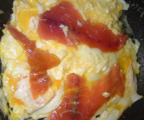 Omelette au saumon