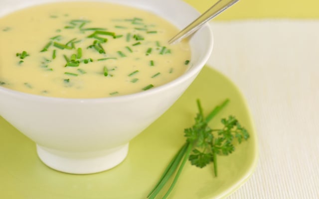 Petite sauce à la crème fraîche et à la ciboulette