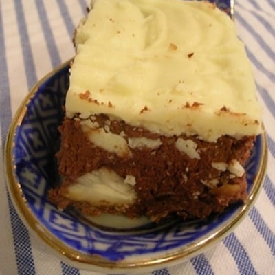 Confiserie au chocolat: amandes, pignons, citron