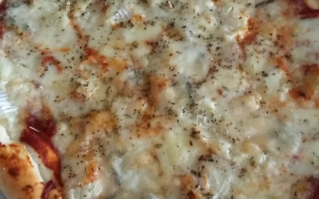 Pizza 4 fromages classique