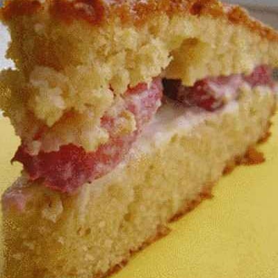 Le Victoria Sponge aux Fraises Fraîches