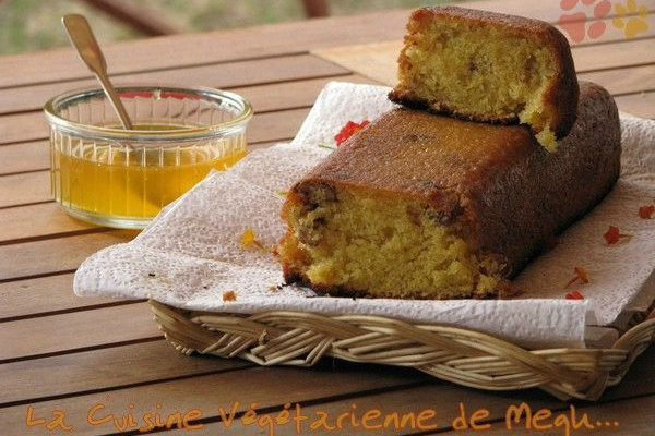 Cakes à la clémentine et aux noix accompagné de son sirop