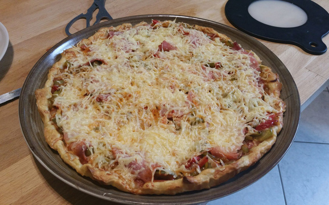 Tarte fondante aux poivrons oignons et jambon