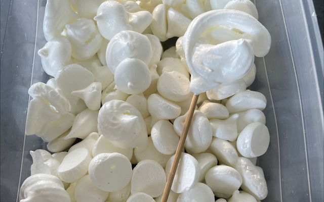 Meringues blanches et moelleuses