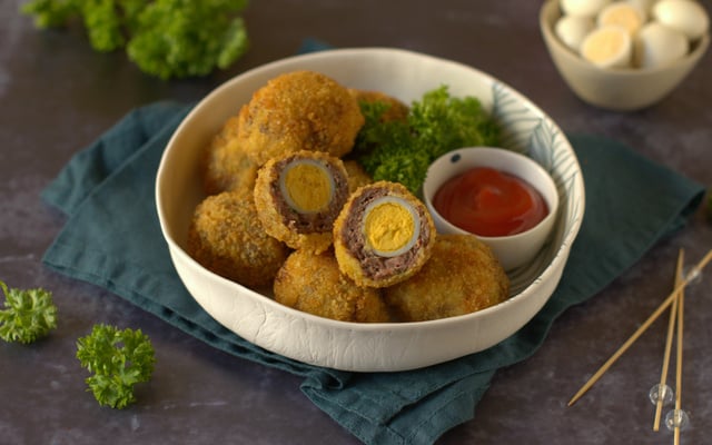 Mini scotch eggs