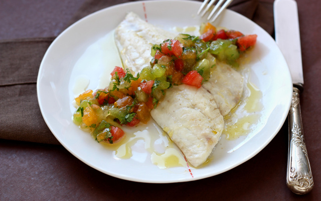 Filets de daurade, sauce vierge