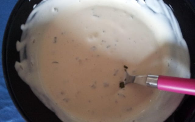 Petite sauce à la crème fraîche et à la ciboulette