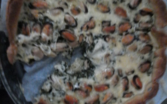 Quiche marinière aux épinards et moules