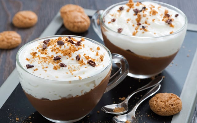 Verrine chocolat et crème mascarpone aux brisures d'amaretti