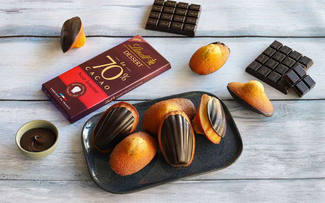 Madeleines en coque de chocolat