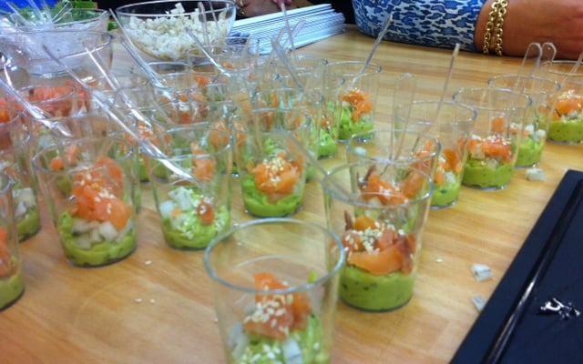 Houmous au curcuma, carottes, raisins