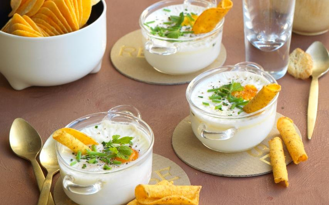 œufs cocotte aux herbes et ses mouillettes tortilla