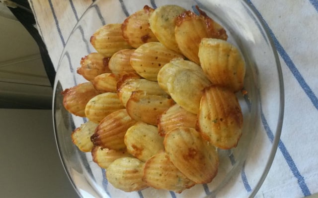 Madeleine au camembert