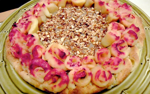 Tarte aux pommes rouges, plaisir des yeux