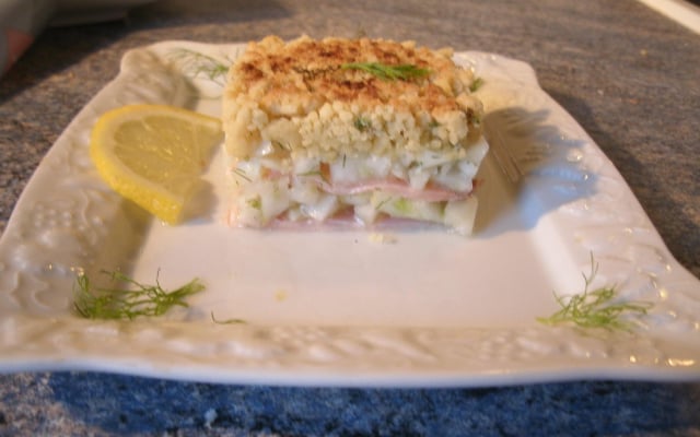 Crumble en mille feuilles saumon fumé, fenouil