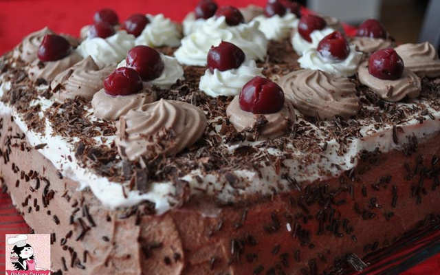 Forêt noire à l'eau de vie de mirabelles