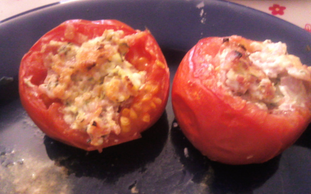 Tomates farcies au fromage frais et jambon