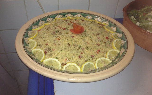 Salade de chou, grenade et couscous parfumé