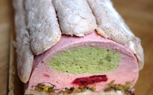 Bûche Framboise Pistache