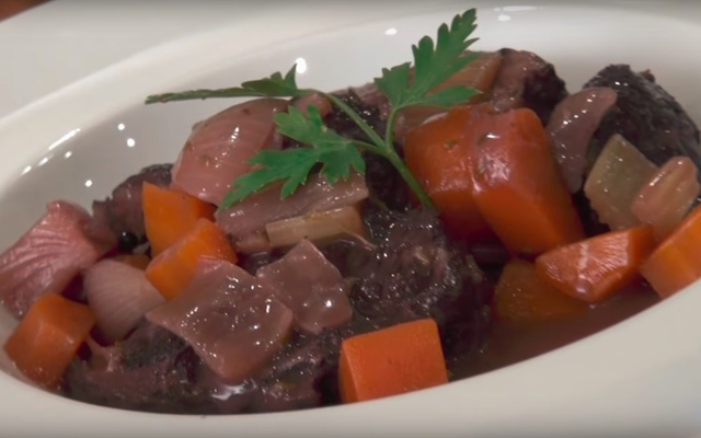 Joue de bœuf à la vigneronne