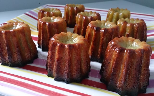 Mini-cannelés bordelais