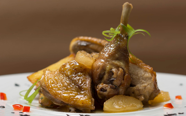 Sauté de pintade au cidre et au calvados