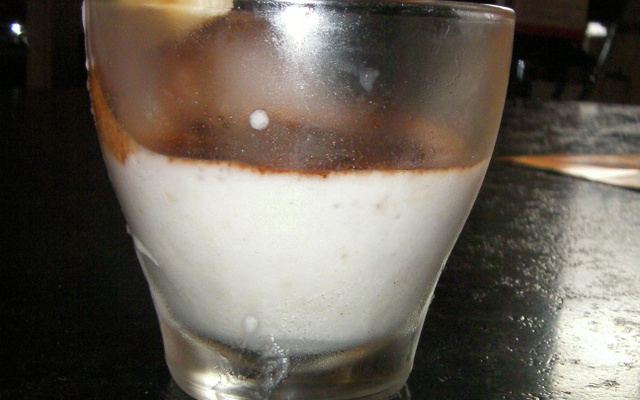 Milkshake banane épicé