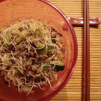 Nouilles de riz sautées au bœuf