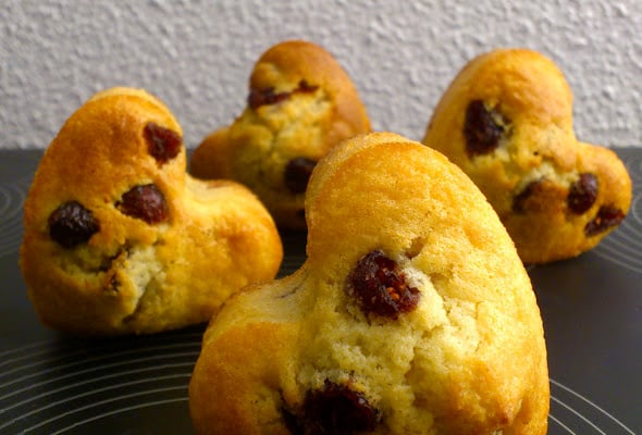 Muffins cranberries, banane et chocolat blanc